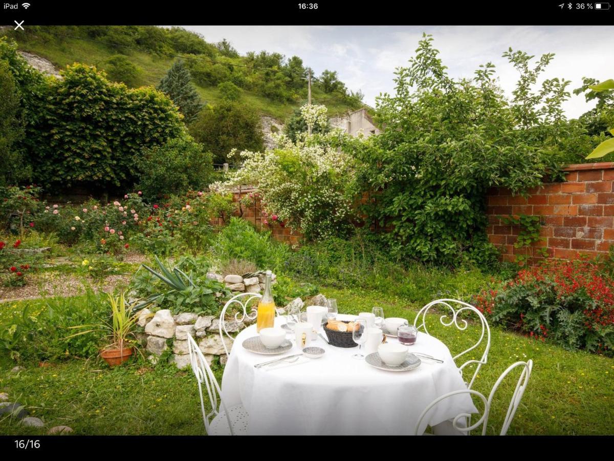 Bed and Breakfast Les Papouz Gommecourt Esterno foto